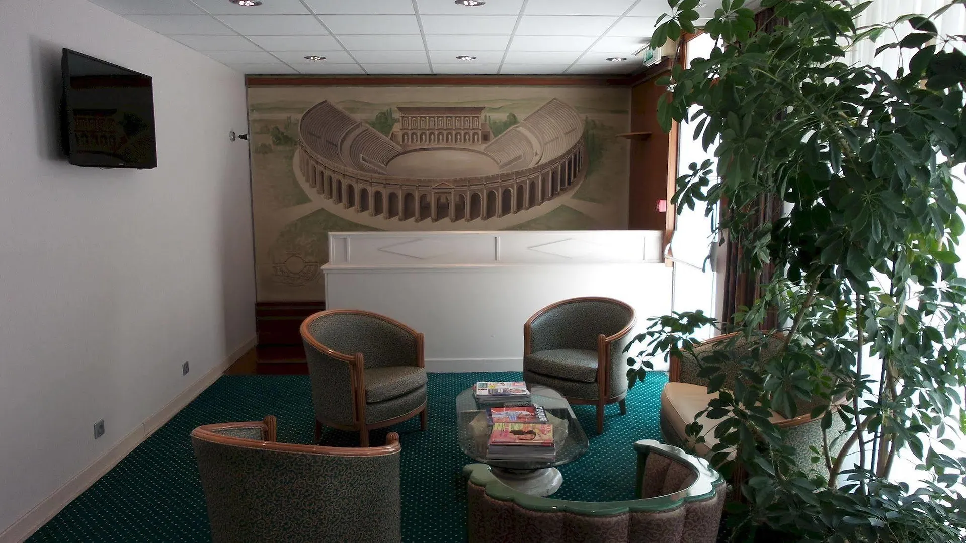 Hotel Des Arenes Париж