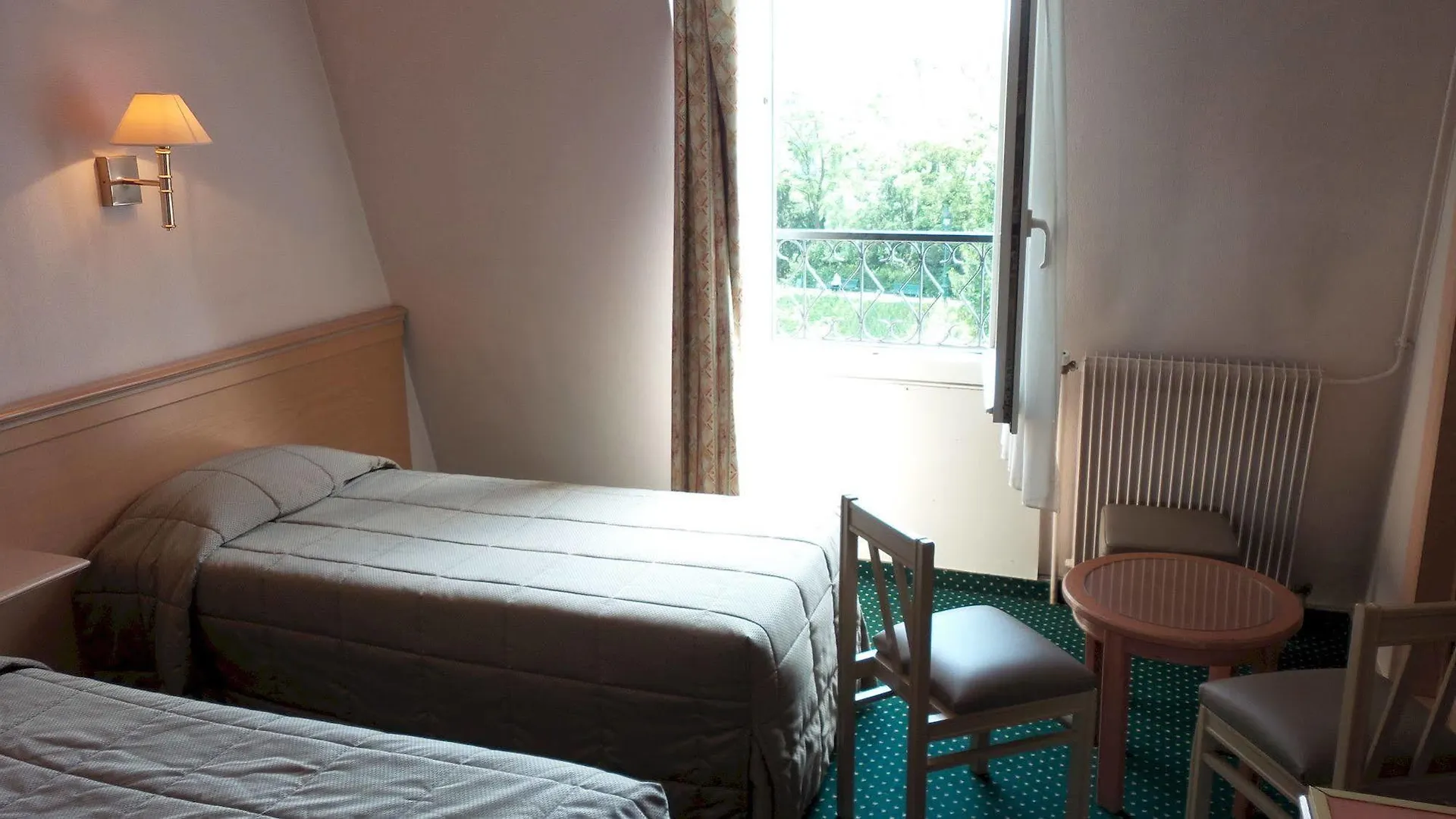 Hotel Des Arenes Париж 3*,